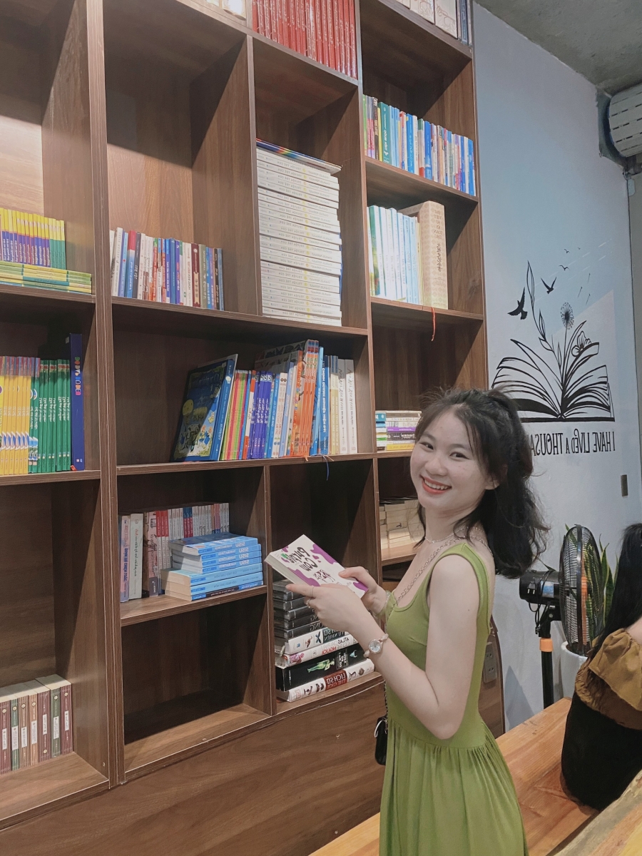 khách lựa chọn sách