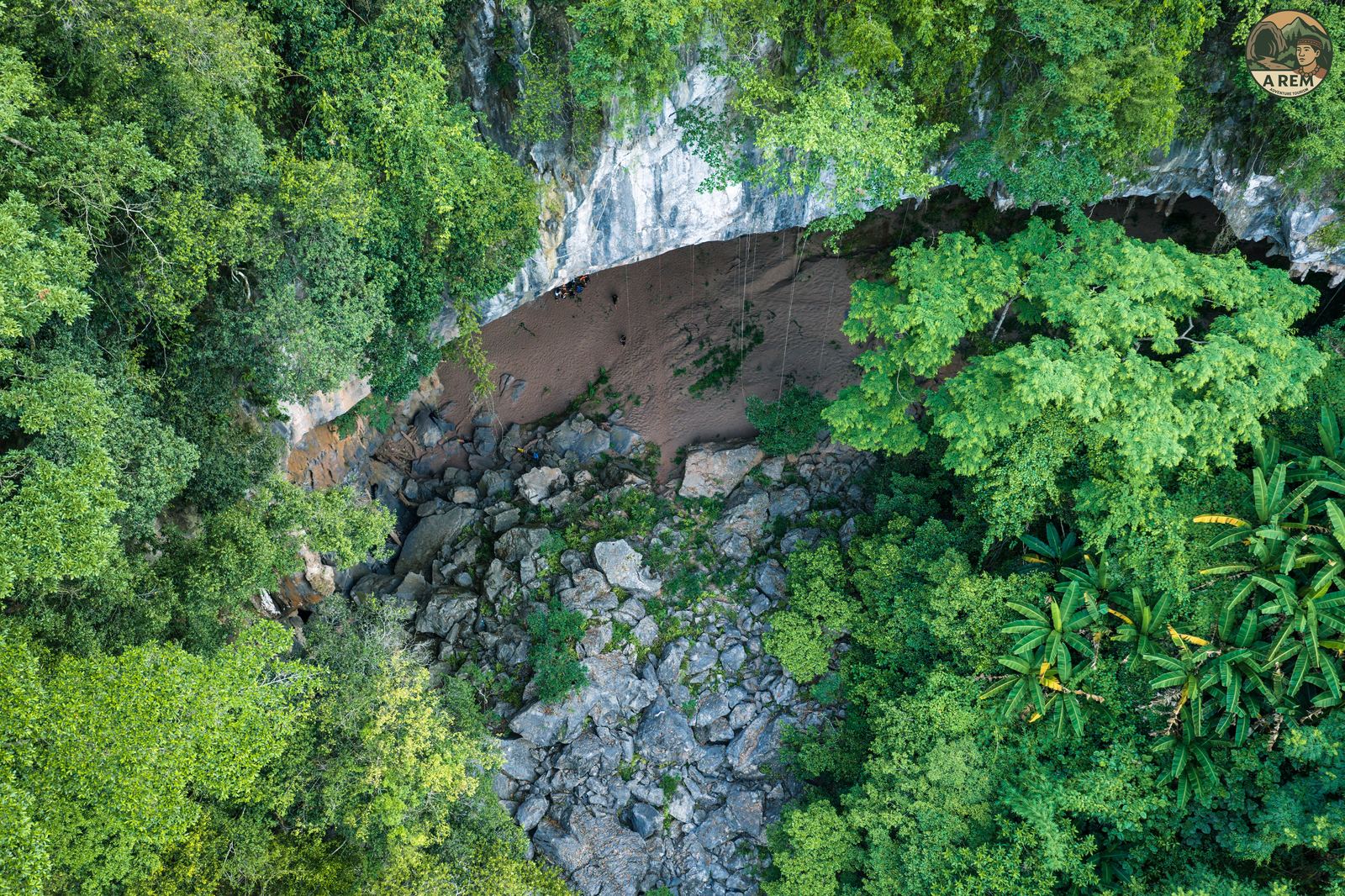 More photos from the Arem Cave Expedition - 2 Days 1 Night