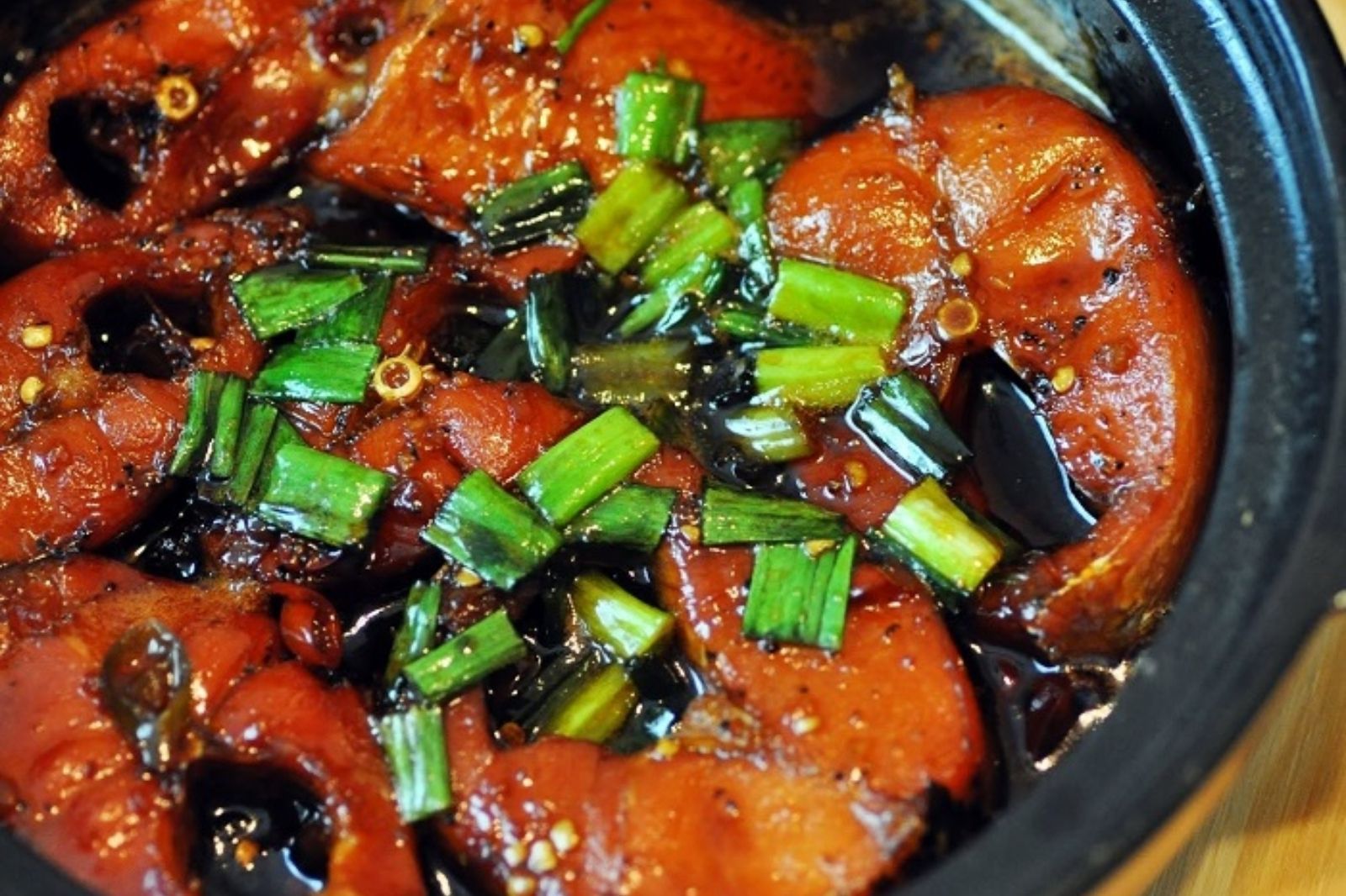 Cá trắm sông Son — từ dòng sông vào cửa hang Phong Nha